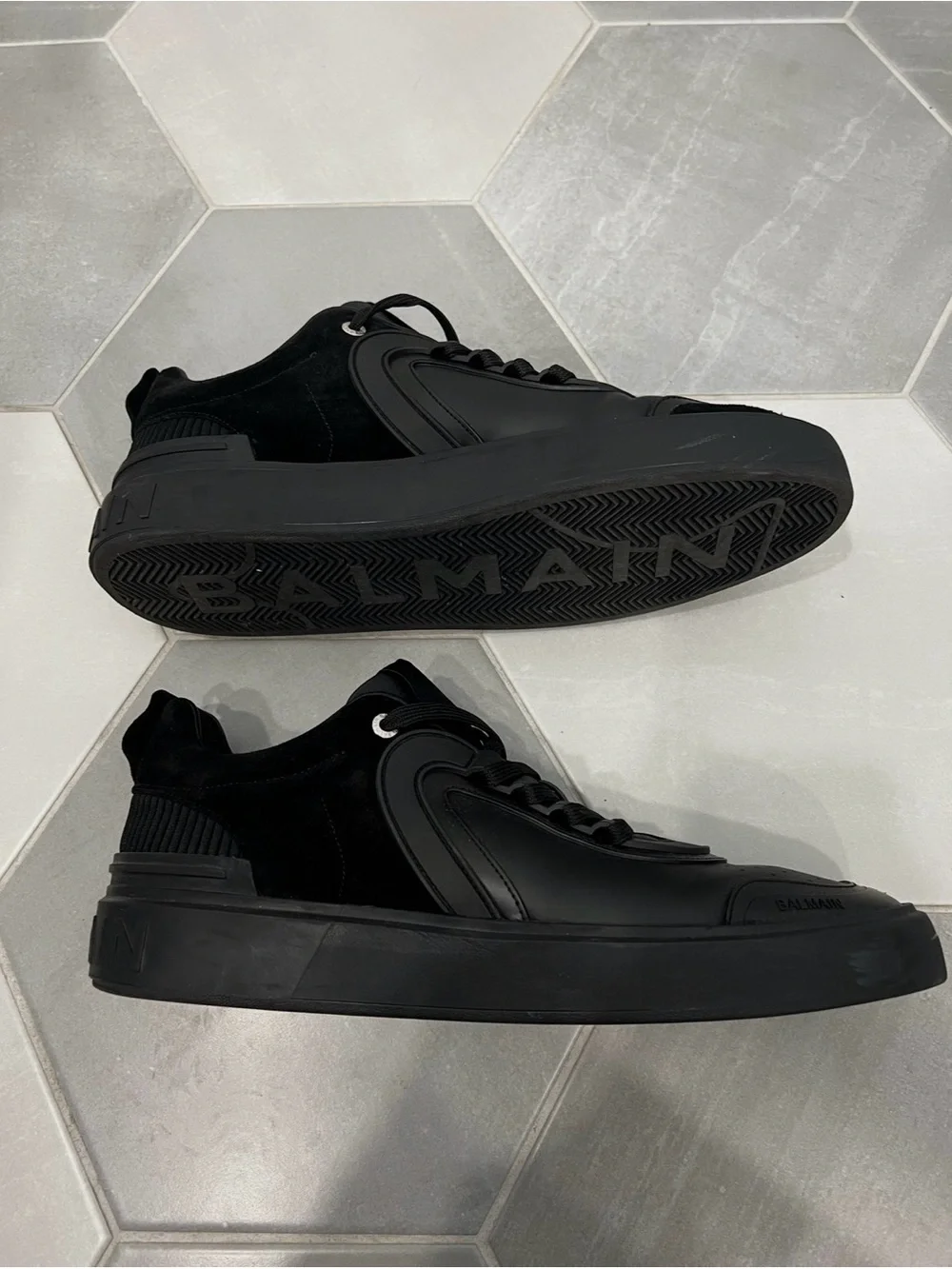 - BALMAIN BLACK B-SKATE LOW SNEAKERS - Picture 3 of 5